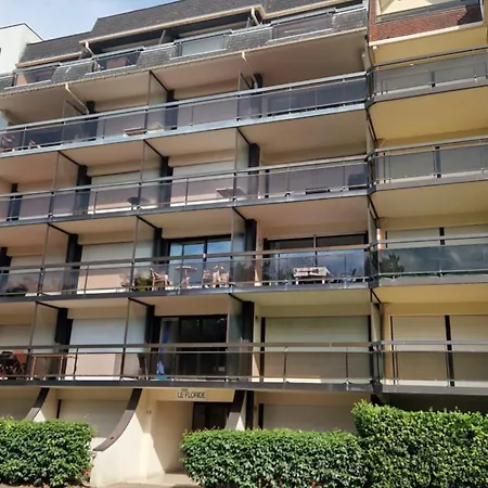300 M De La * Le Touquet